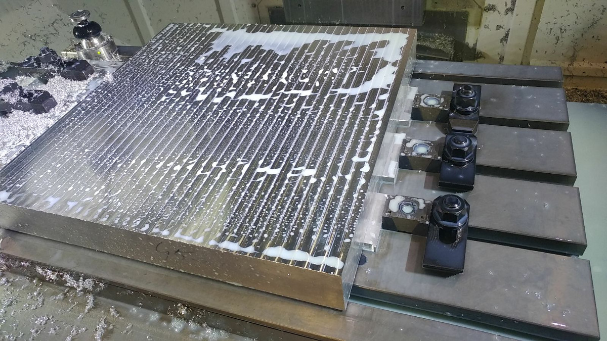 big_alu_plate_milling.jpg